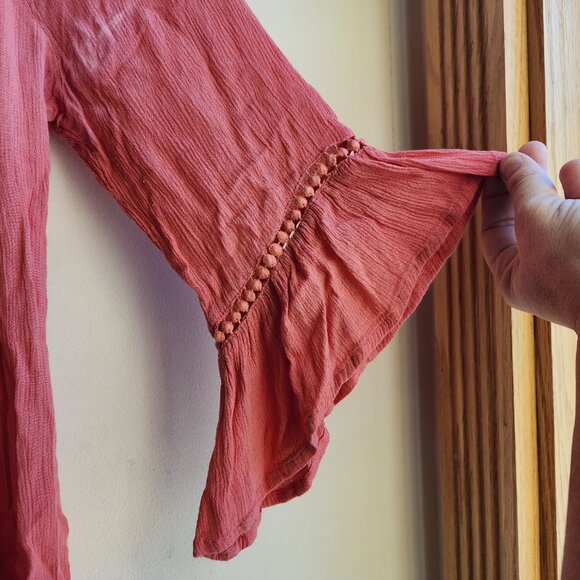 Westport 1962 Coral Scoop Neck Flared Sleeve Poet Blouse Size Small - Picture 8 of 13